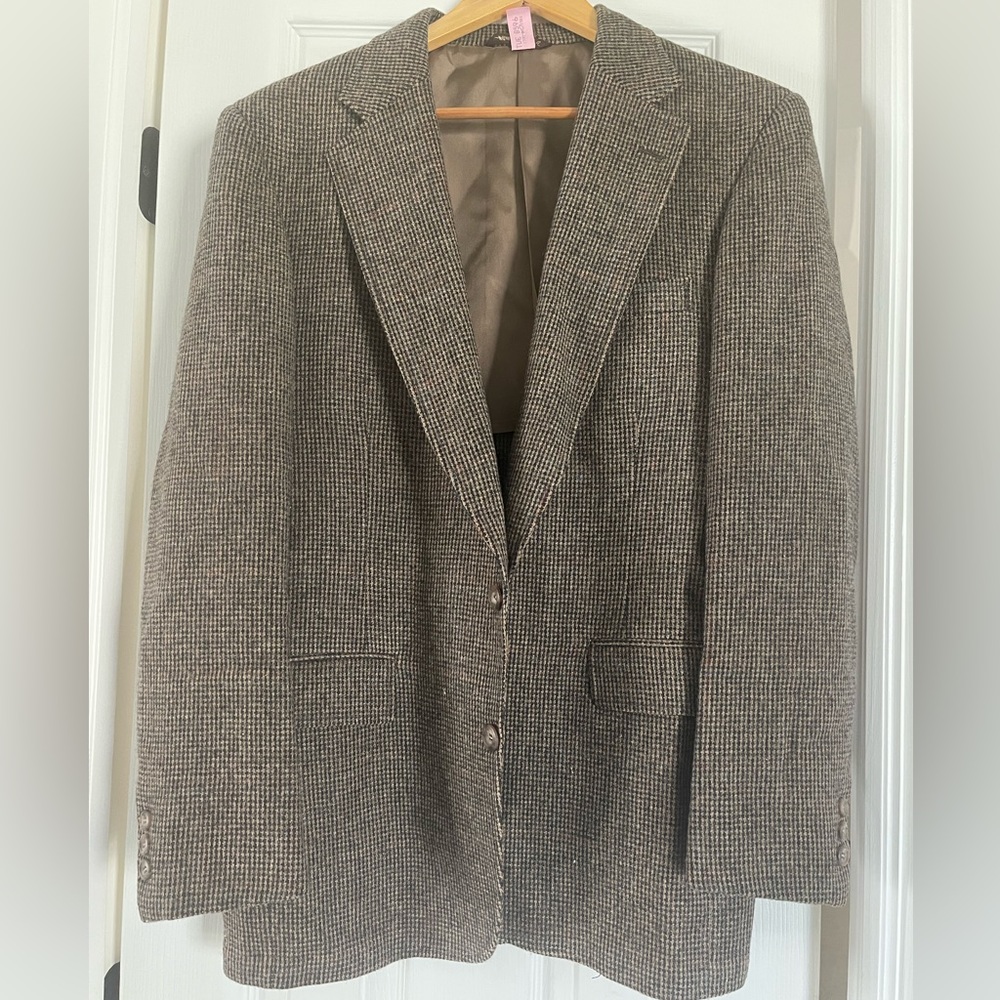 Nice Men’s Cricketeer Sport Blazer!!